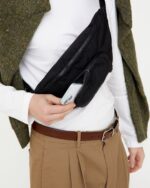 Atlas Crossbody Black Vandra - Image 4