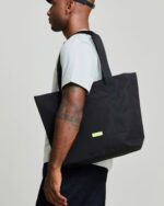 Strata Tote Bag Black Lime