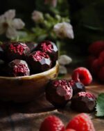 The Dark Ones Bundle - 78% Dark Bar & Raspberry Dark Bombs - Image 2