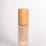 Hyaluronic-Infused Natural Liquid Foundation
