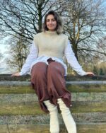 Cotswold Wool Socks in Cream - Image 2